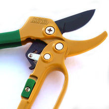 Load image into Gallery viewer, MK4 Ratchet Secateurs Green Grip
